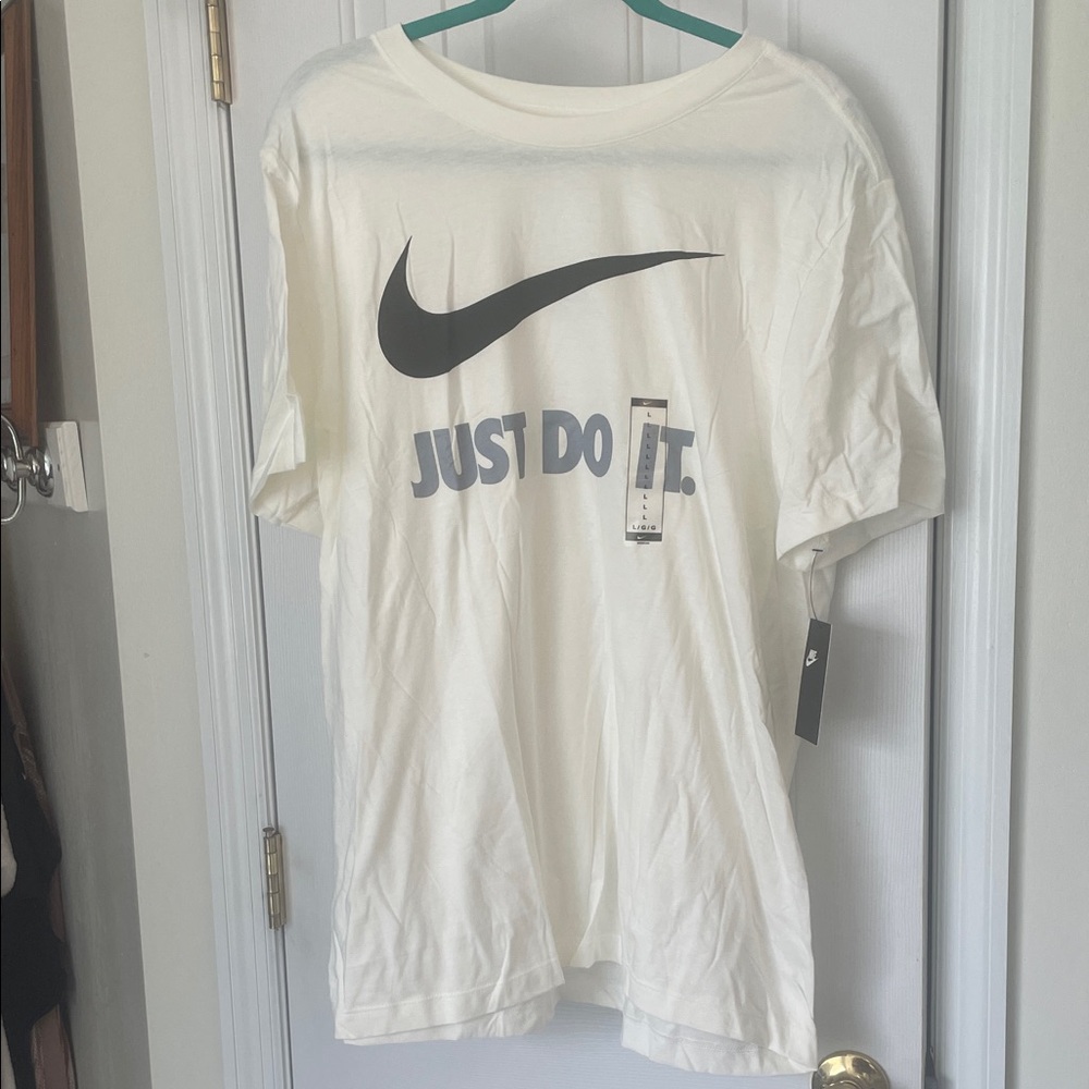 Nike White and Black 'Just Do It' Men's T-Shirt